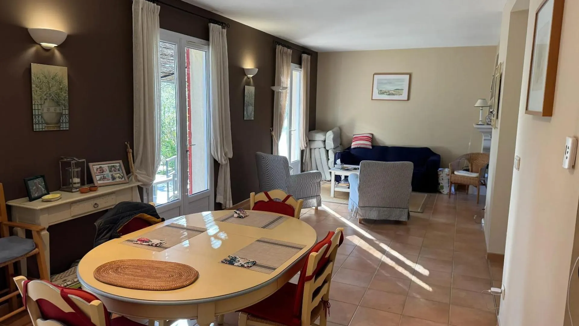 Villa Moderne Avec Piscine Privee A Mallemort